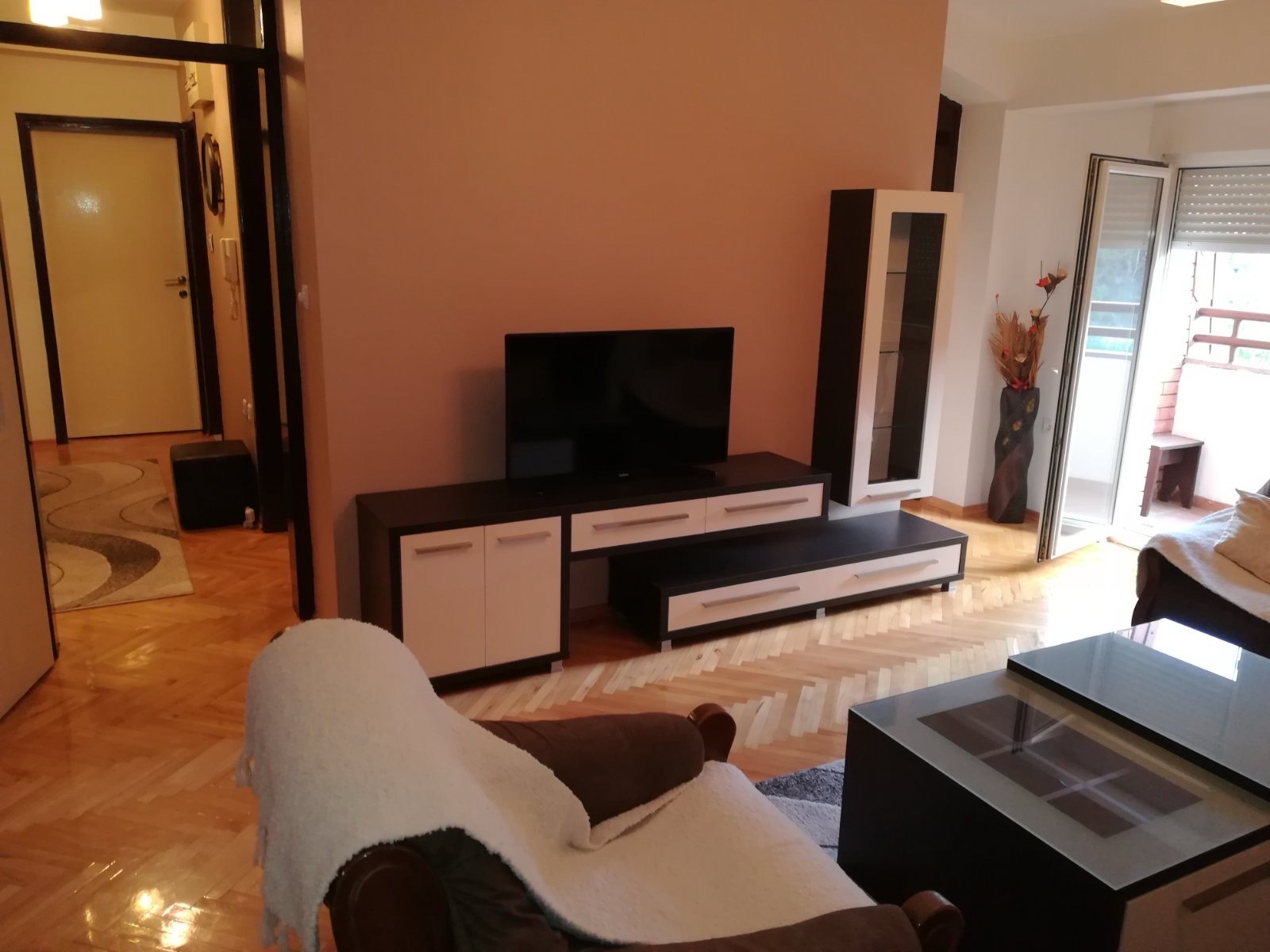 Се издава наместен трособен стан во Козле