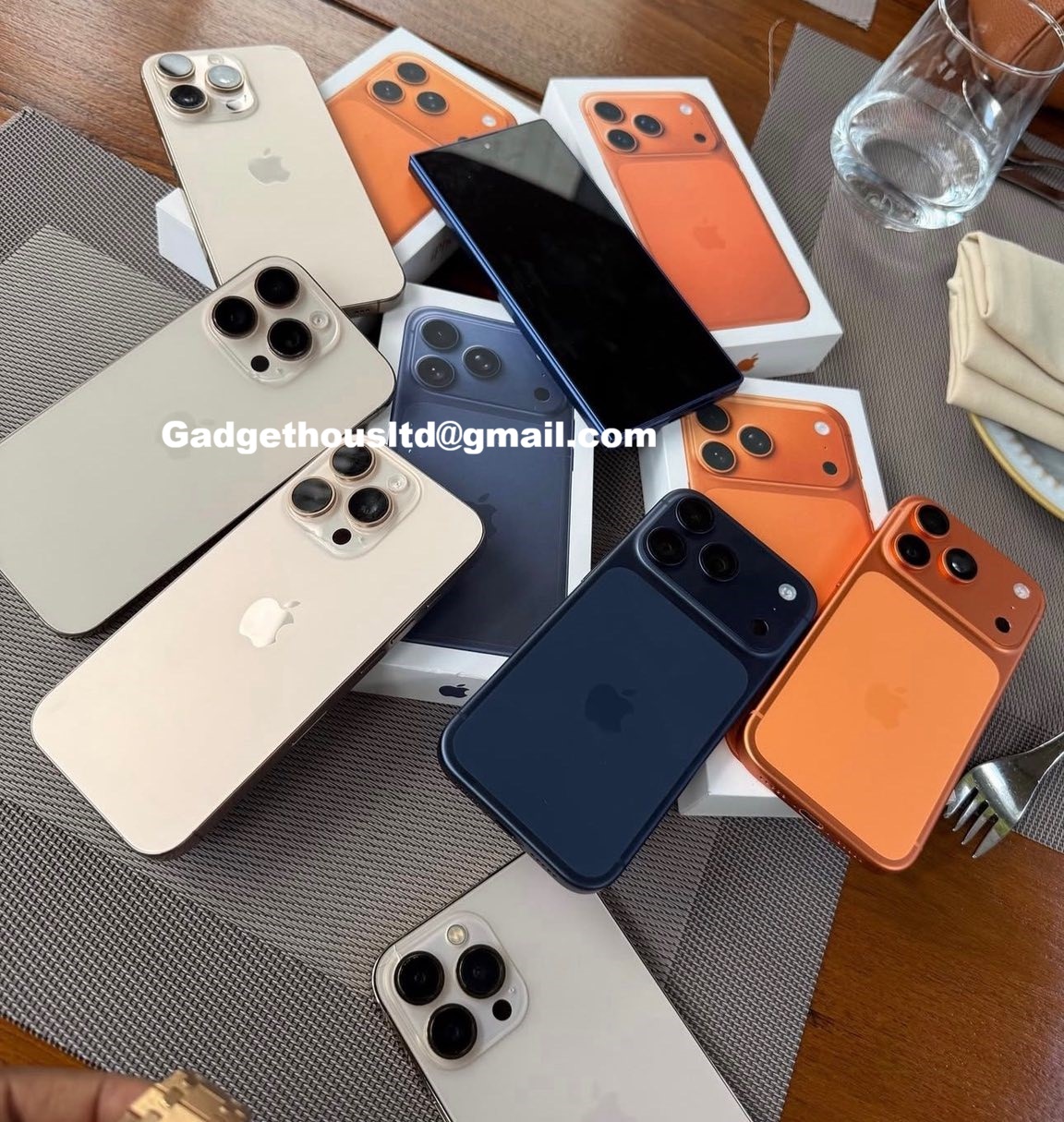 Оригинал, Нов Apple iPhone 17 Pro Max, iPhone 17 Pro, iPhone 17, iPhone Air, iPhone 16 Pro Max, iPhone 16 Pro, iPhone 16, iPhone 16 Plus, iPhone 15 Pro Max, iPhone 15 Pro, Samsung Galaxy S26 Ultra, Samsung Galaxy S26, Samsung Galaxy S25 Ultra