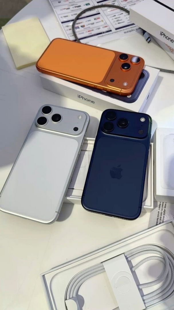 Оригинал, Нов Apple iPhone 17 Pro Max, iPhone 17 Pro, iPhone 17, iPhone Air, iPhone 16 Pro Max, iPhone 16 Pro, iPhone 16, iPhone 16 Plus, iPhone 15 Pro Max, iPhone 15 Pro, Samsung Galaxy S26 Ultra, Samsung Galaxy S26, Samsung Galaxy S25 Ultra