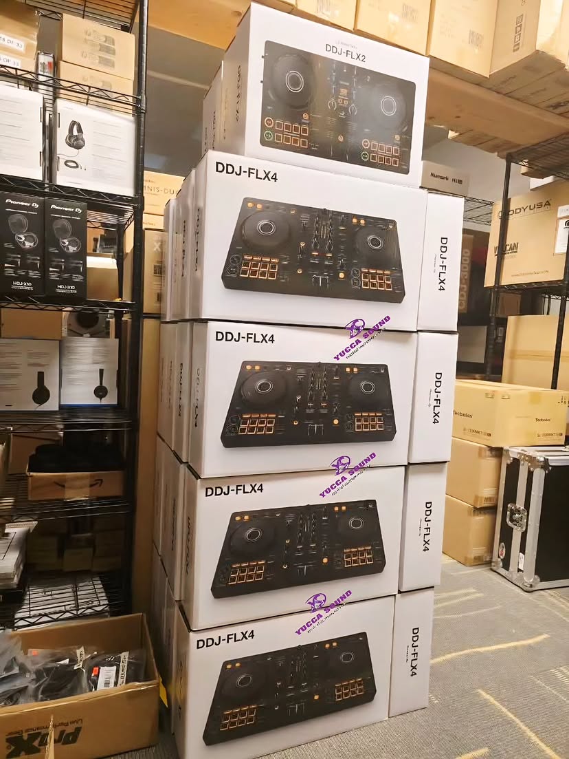 Ново, Pioneer DJ CDJ-3000, AlphaTheta CDJ-3000X, Technics SL-1210MK7, Denon DJ PRIME 4+, Rane FOUR, Allen & Heath Xone:96,