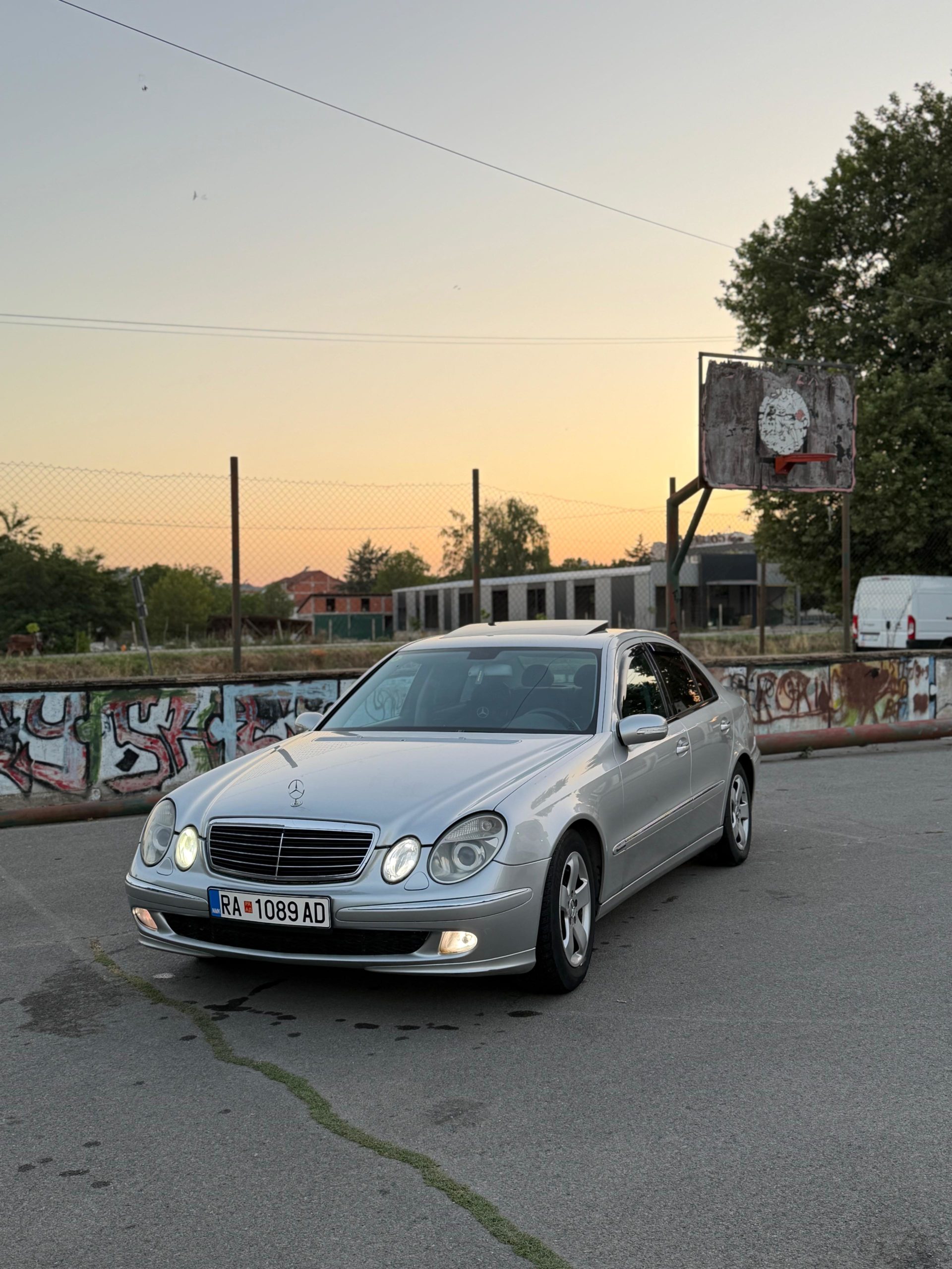 MERCEDES W211 E270 AVANTGARDE 2003 !!! FULL OPREMA!!! AUTOMATİC!!!