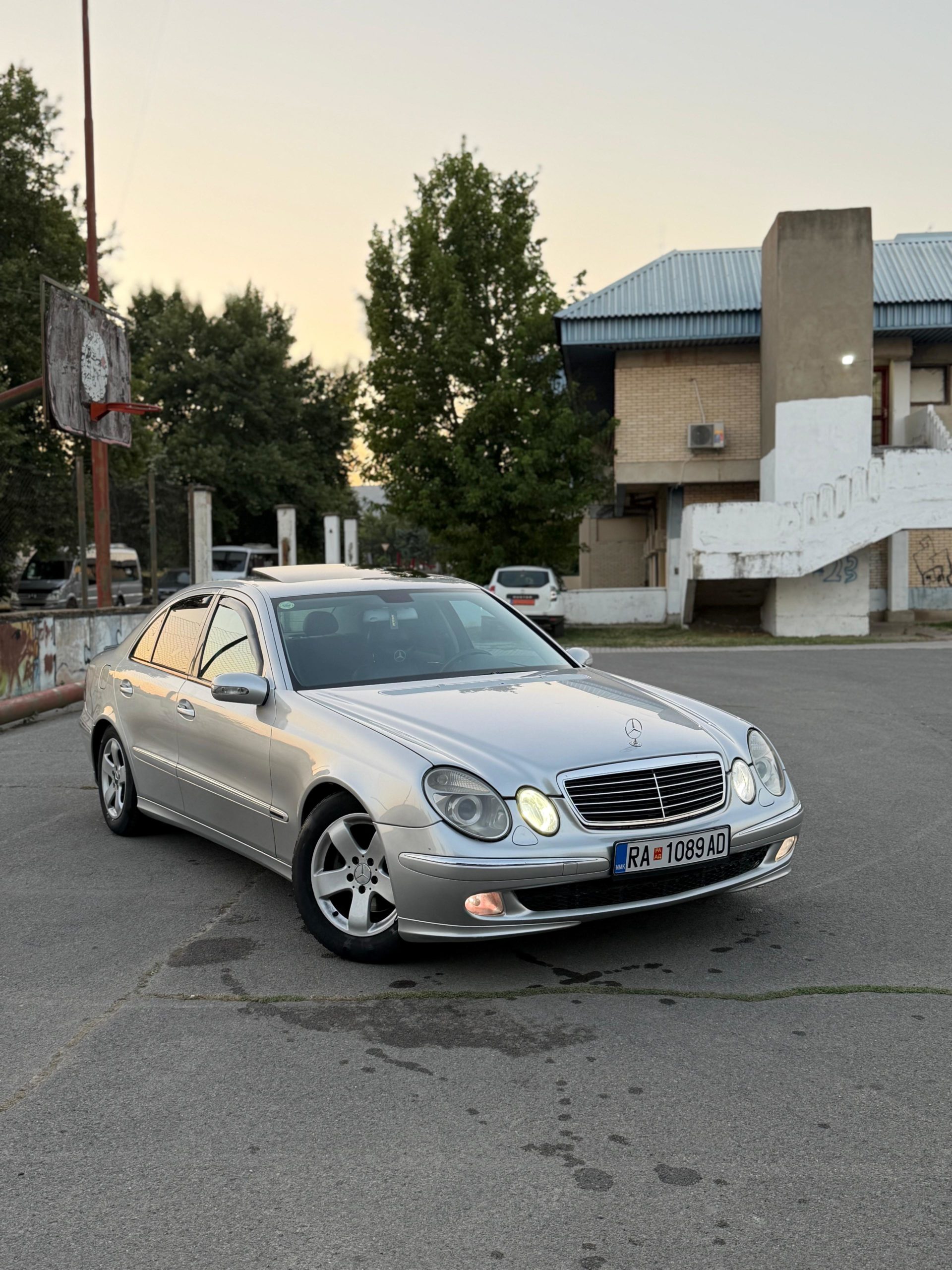 MERCEDES W211 E270 AVANTGARDE 2003 !!! FULL OPREMA!!! AUTOMATİC!!!