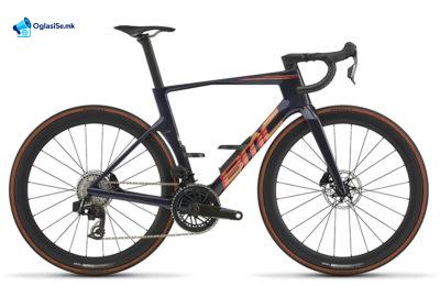2027-bmc-teammachine-r-01-three-road-bike