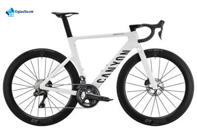 2027-canyon-aeroad-cf-slx-8-di2-road-bike